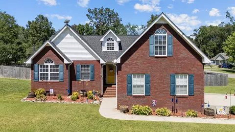 1504 Rebecca Dr, Chapel Hill, TN 37034