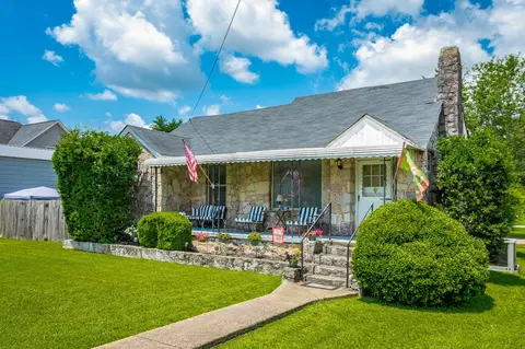 2001 Tombras Ave, Chattanooga, TN 37412
