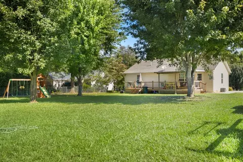 Exterior - 52 Cherry Ln, Morrison, TN 37357 photo 9 of 9