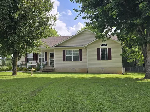 52 Cherry Ln, Morrison, TN 37357