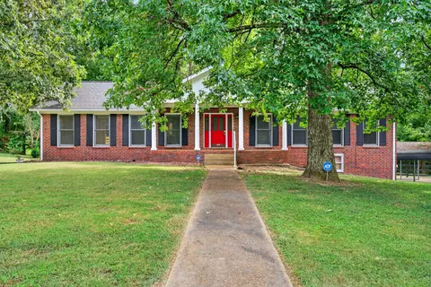 290 Wilson Rd, Lebanon, TN 37087