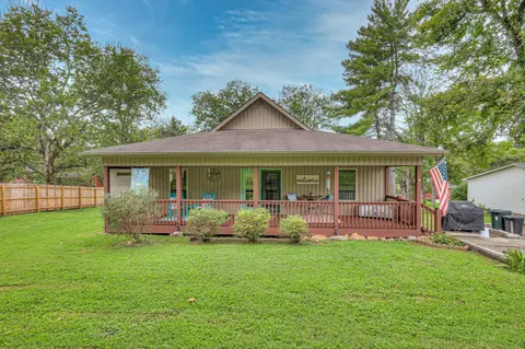 704 Old Manchester Rd, Woodbury, TN 37190
