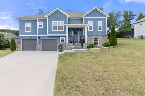 9315 Chirping Rd, Hixson, TN 37343