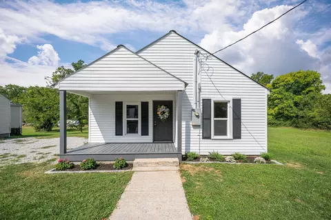 105 Calvin St, Mcminnville, TN 37110