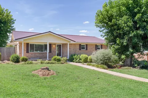 2513 Sharron Dr, Chattanooga, TN 37421