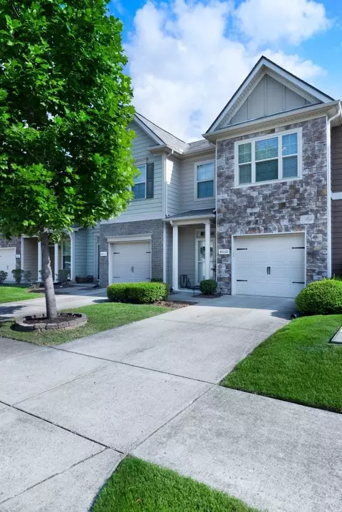 Exterior - 4010 Cannonsgate Ln, Murfreesboro, TN 37128 photo 1 of 4