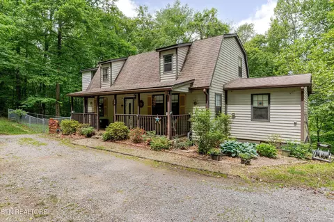 103 Renner Lane Ln, Oliver Springs, TN 37840