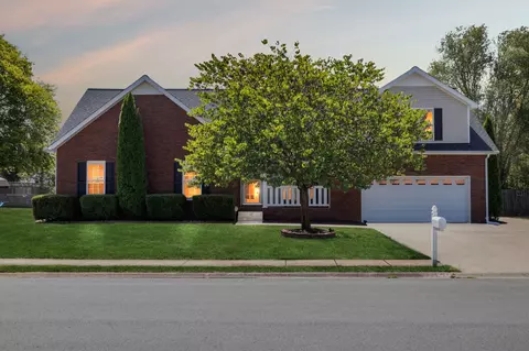 750 Ellie Nat Dr, Clarksville, TN 37040