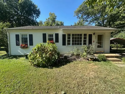 236 Morton Ave, Gallatin, TN 37066