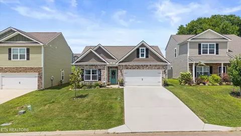 832 Mill Creek Dr, Loudon, TN 37774