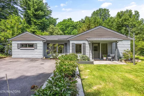 401 Busbee Rd, Knoxville, TN 37920