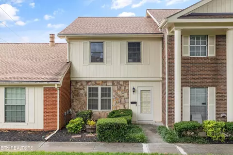 7914 Gleason Dr #1042, Knoxville, TN 37919