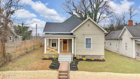 2707 Selma Ave, Knoxville, TN 37914