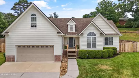 128 Alpine Dr, Corryton, TN 37721