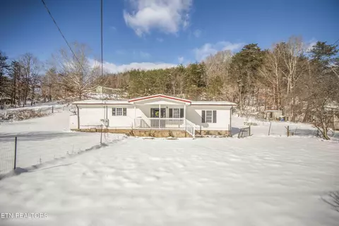 511 Highway 370, Luttrell, TN 37779