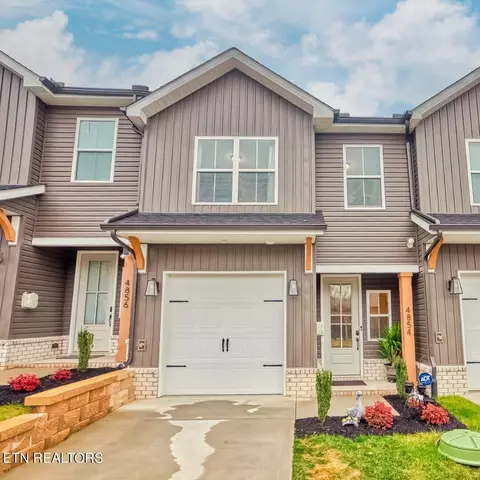 4854 Ancient Glacier Ln, Knoxville, TN 37918