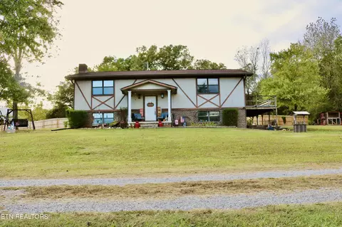 179 Hamil Rd, Friendsville, TN 37737