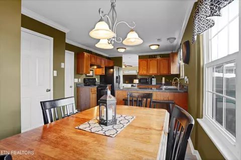 2011 Farmstead Ln, Powell, TN 37849 photo 14