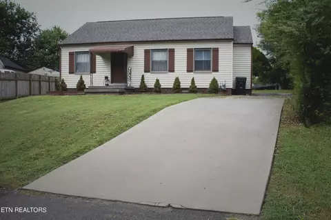 2637 Boright Pl, Knoxville, TN 37917