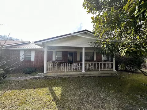 497 N 20th Ave, Gruetli Laager, TN 37339