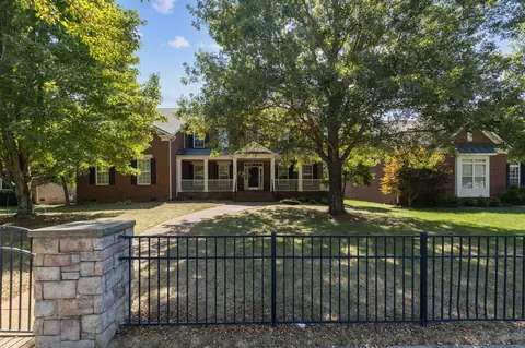 3061 Oxford Glen Dr, Franklin, TN 37067