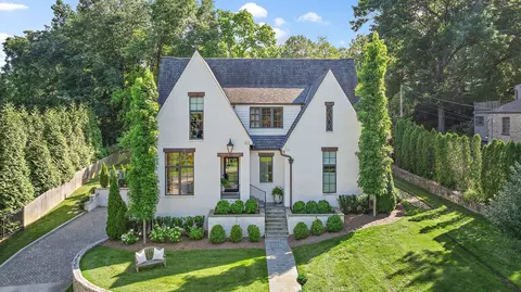4307 Sunnybrook Dr, Nashville, TN 37205