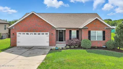 1996 Olivia Cir, Loudon, TN 37774
