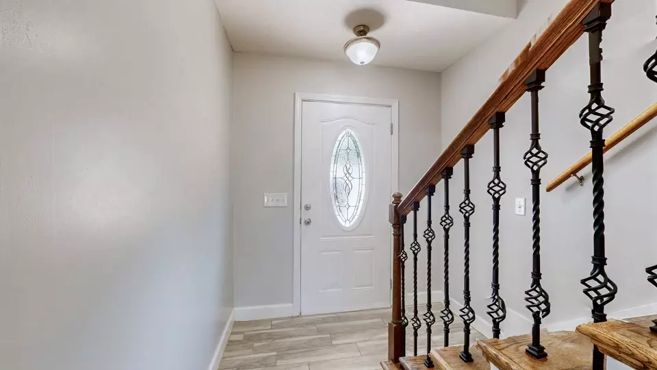 Entry Way - 4635 Benders Ferry Rd, Mount Juliet, TN 37122 photo 1 of 3