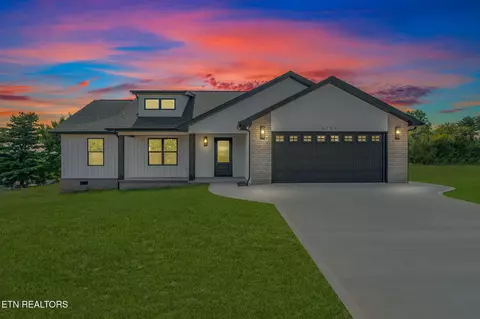 3735 Hardwood Rd, Kodak, TN 37764