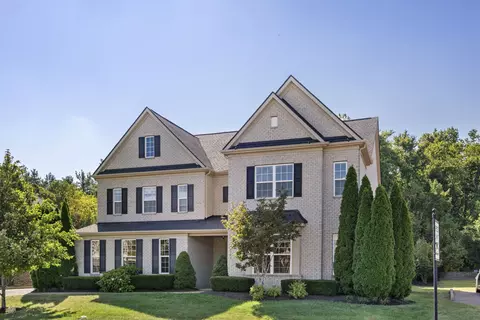 9781 Glenmore Ln, Brentwood, TN 37027