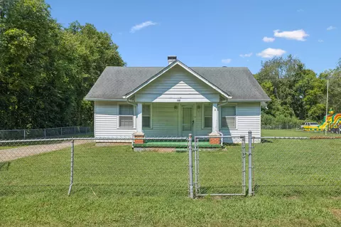 110 Woodcraft Dr, Murfreesboro, TN 37127