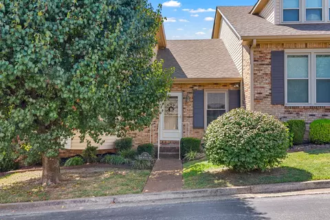 1818 Memorial Dr #34, Clarksville, TN 37043