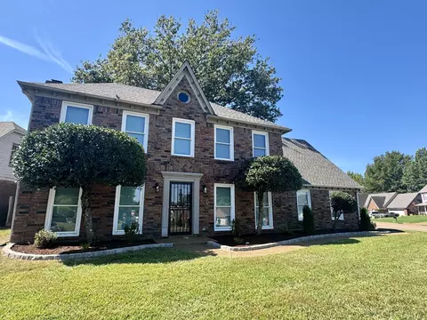 4820 Harvest Knoll Ln, Memphis, TN 38125
