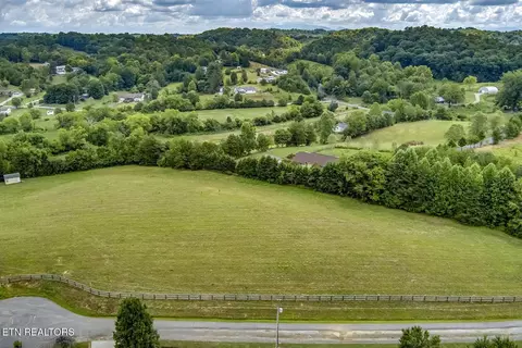 2557 Kay Jay Way, Seymour, TN 37865