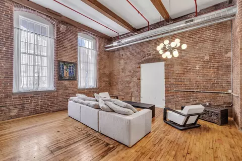 1350 Rosa L Parks Blvd #351, Nashville, TN 37208