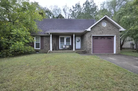 2278 Ermine Dr, Clarksville, TN 37043