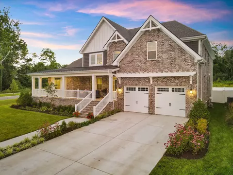 101 Emerson Ct, Hendersonville, TN 37075