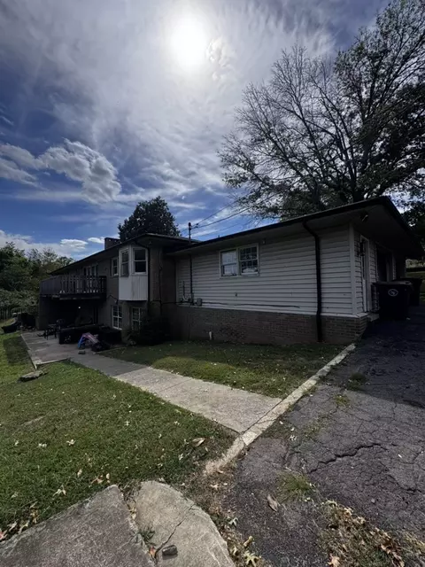 209 Western Ave, Hartsville, TN 37074