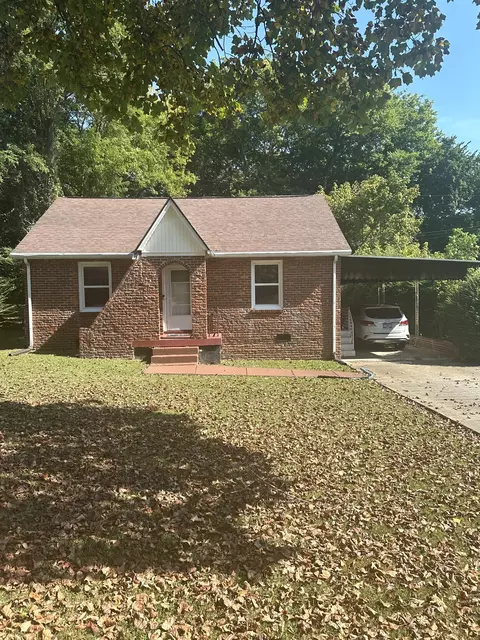 1231 Daniel St, Clarksville, TN 37040