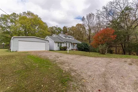255 Gammill Ln, Savannah, TN 38372