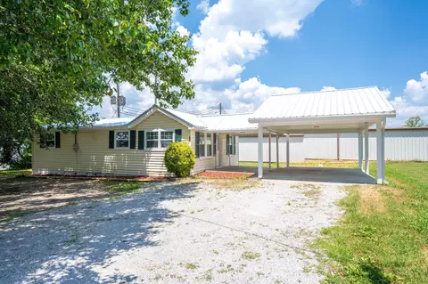 451 Cotter St, Ringgold, GA 30736 photo 2