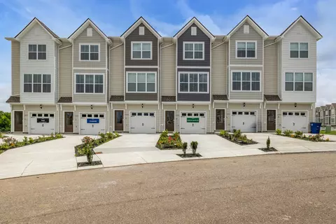 1001 Taylor Cir, Chapel Hill, TN 37034
