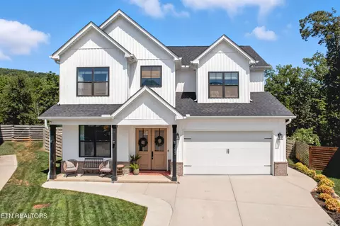 1222 Belle Pond Ave, Knoxville, TN 37932