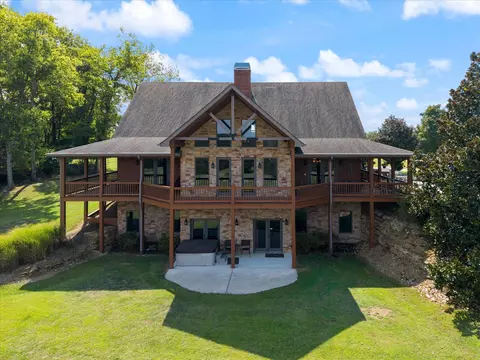 6346 Railroad Rd, Chapel Hill, TN 37034