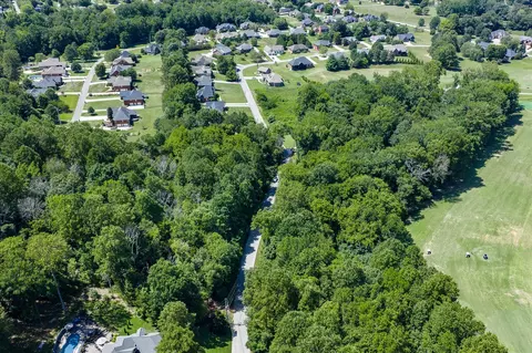 484 S Plantation Dr, Cookeville, TN 38506