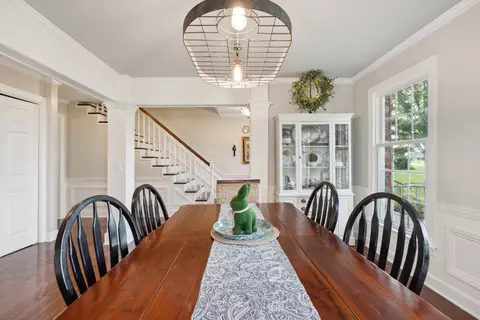 Dining - 5013 Baker Rd, Murfreesboro, TN 37129 photo 2 of 3