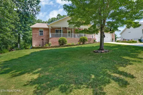 96 Wright Ln, Crossville, TN 38572