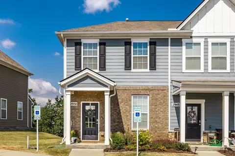 2950 Mallard Dr, Lebanon, TN 37090