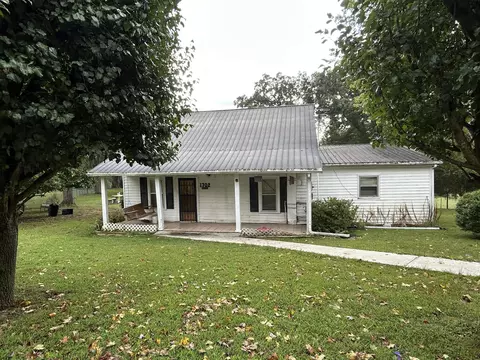 1702 Johnson Chapel Rd, Sparta, TN 38583