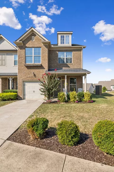 2612 Wellesley Square Dr, Thompsons Station, TN 37179